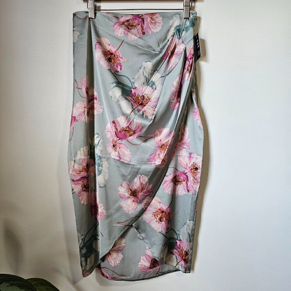 NWT EXPRESS TULIP STYLE FLORAL MIDI SKIRT SIZE 10 / M